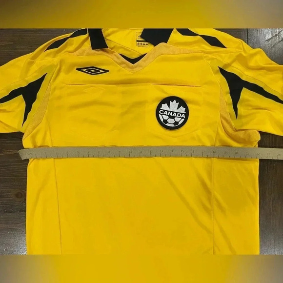 Canada Umbro Football Soccer Jersey - Picture 3 of 8
